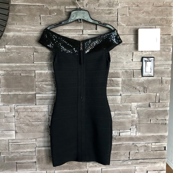 Guess off shoulder black bandage sequinned dress - Picture 3 of 5